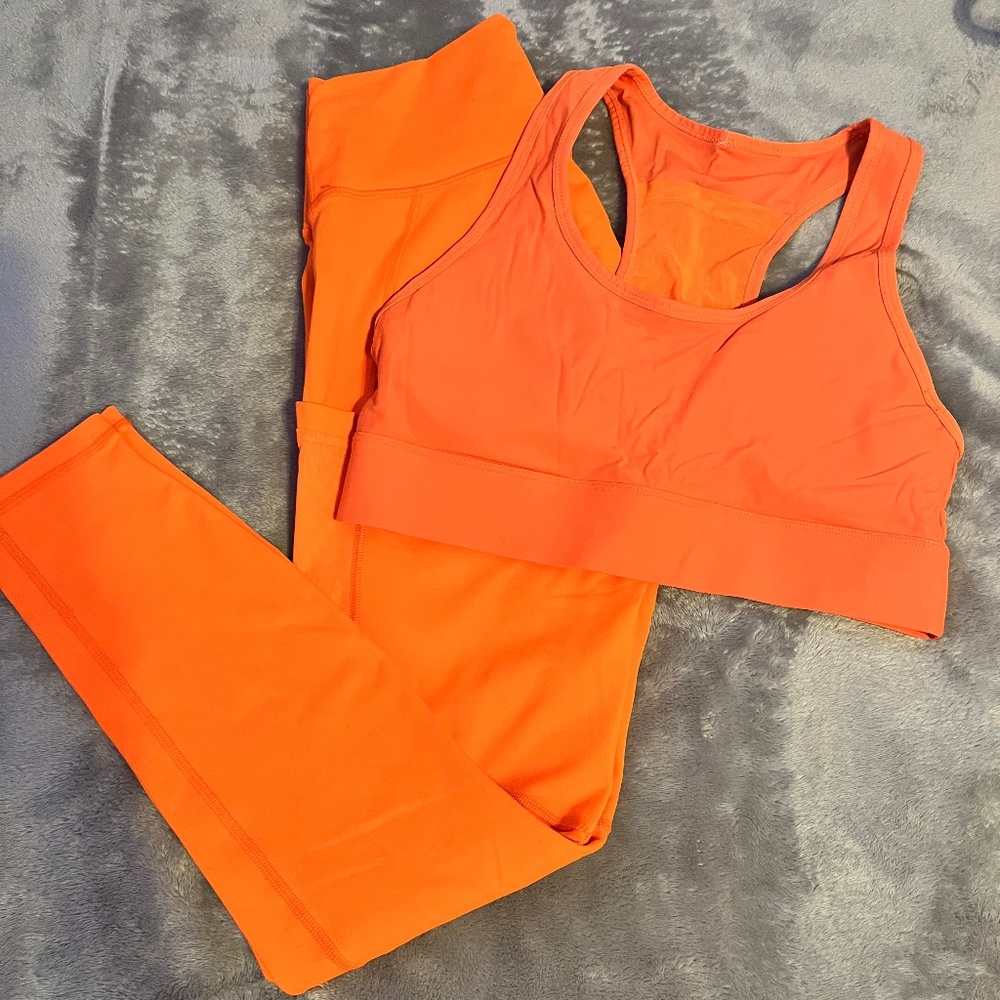 Fabletics workout set
